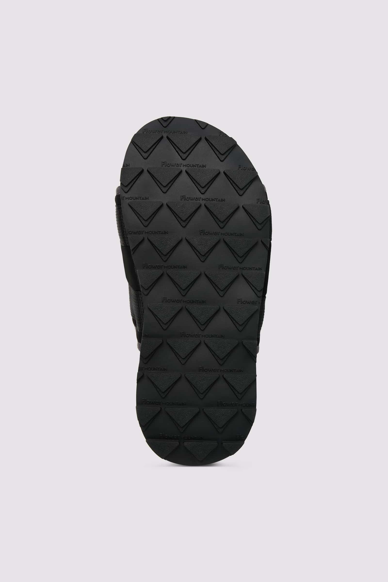 Black / Grey Men Flower Mountain NIWA SLIPPER UNI Slippers | 901-UIXNFY
